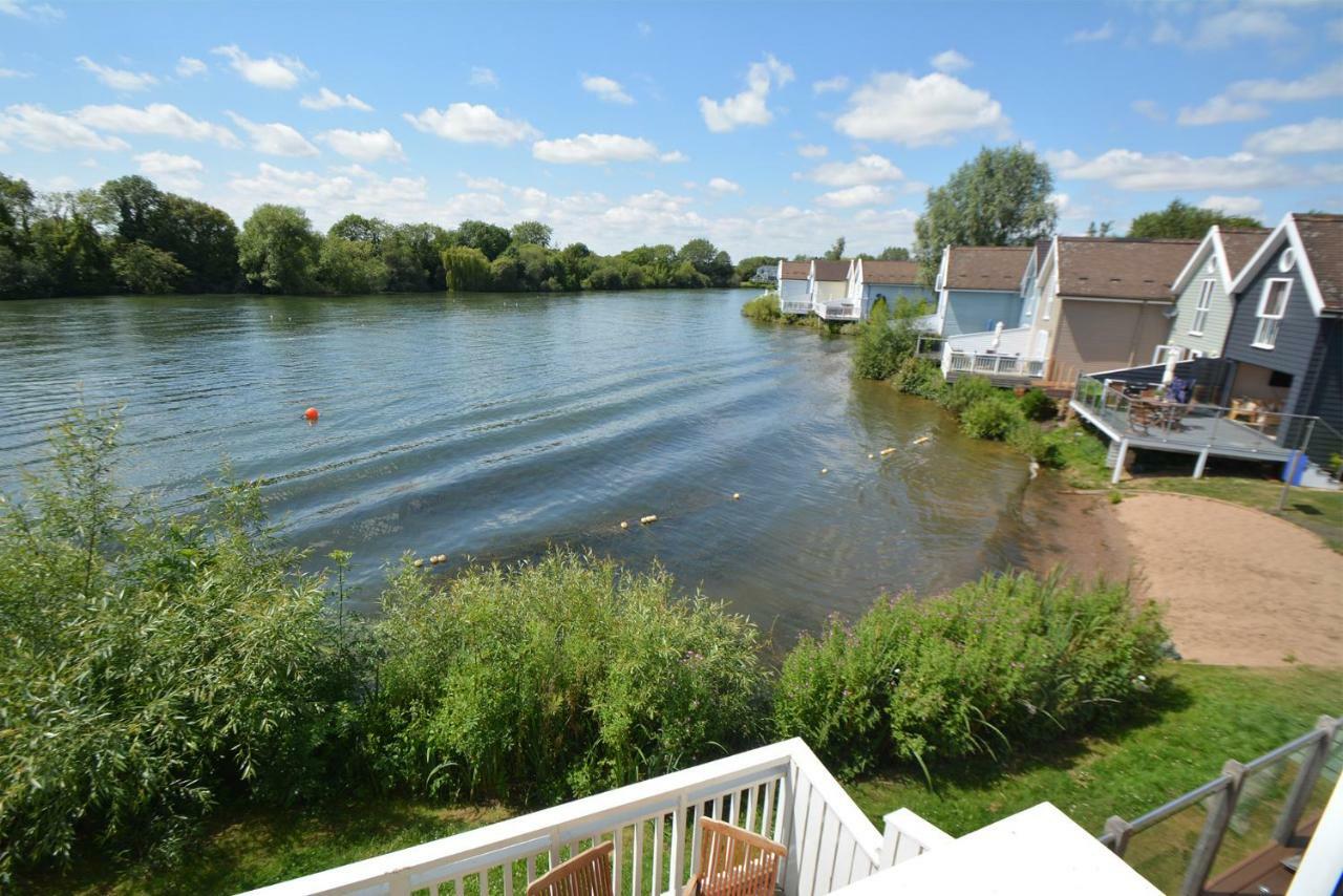 Mallard Lodge Cirencester Eksteriør bilde