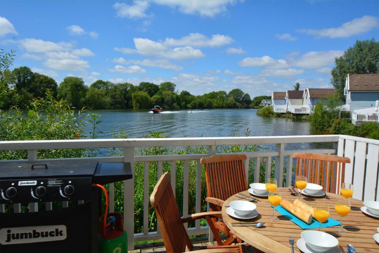 Mallard Lodge Cirencester Eksteriør bilde